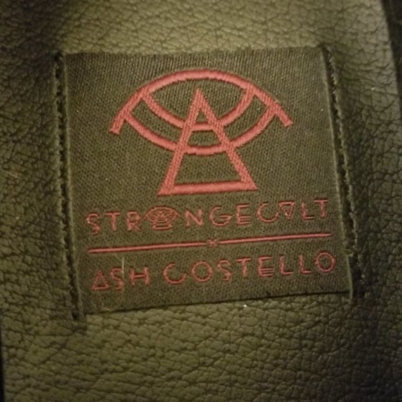 Strangecvlt x Ash Costello red & black coven flat size 7 - Picture 4 of 4